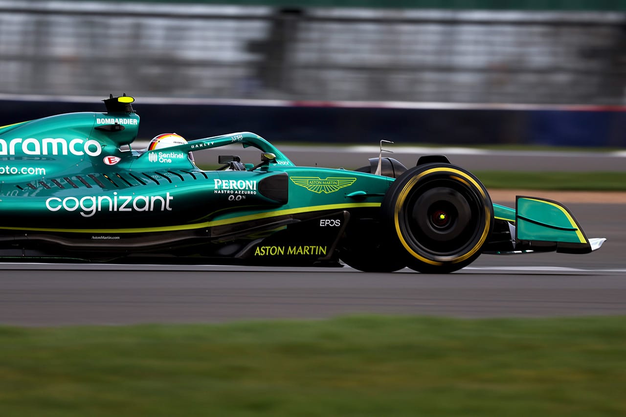アストンマーティンF1 AMR22 シェイクダウン ⑮