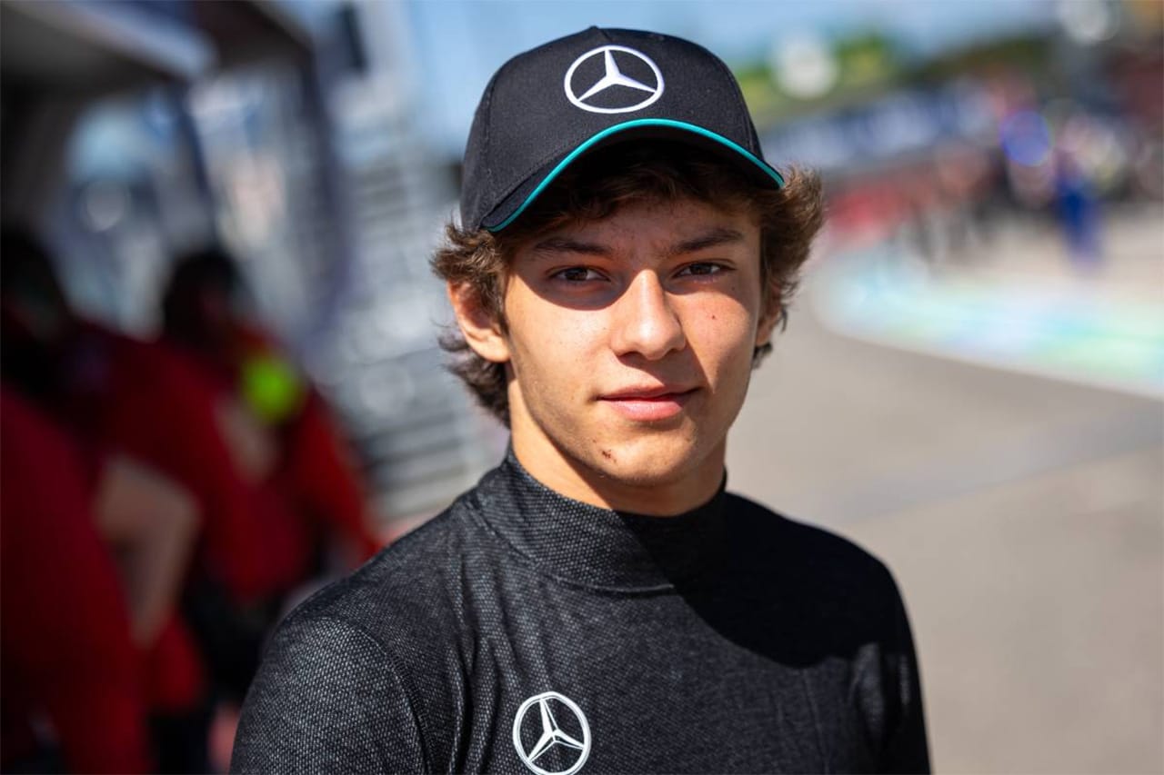 メルセデスAMG・ペトロナス・モータースポーツ アンドレア・キミ・アントネッリ