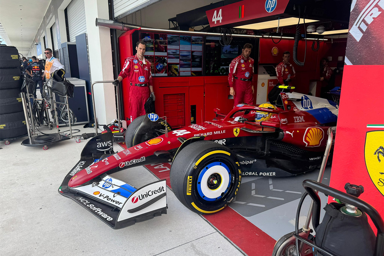 ルイス・ハミルトン F1 スクーデリア・フェラーリ