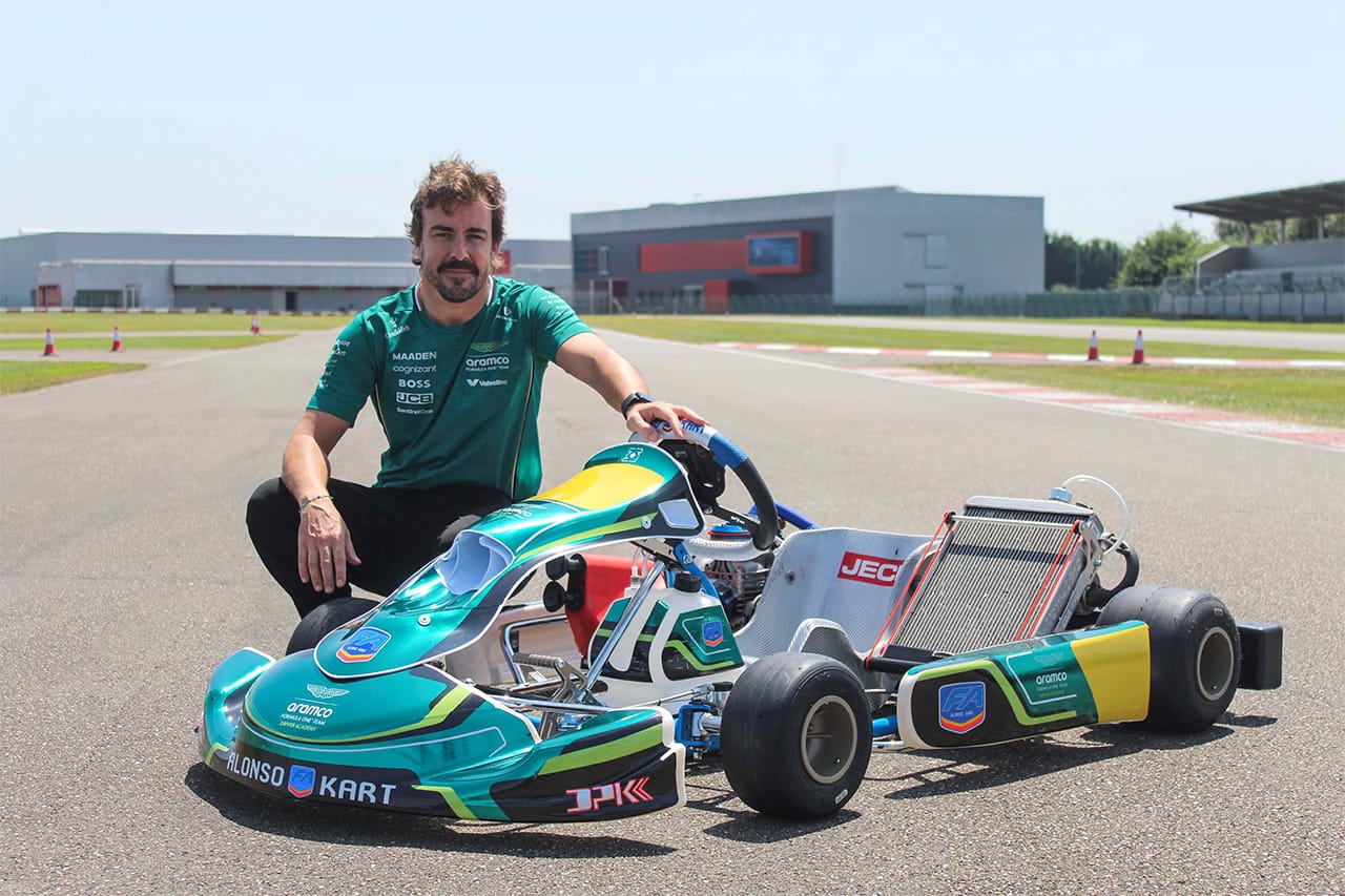 アストンマーティン・コグニザント・フォーミュラワンチーム フェルナンド・アロンソ