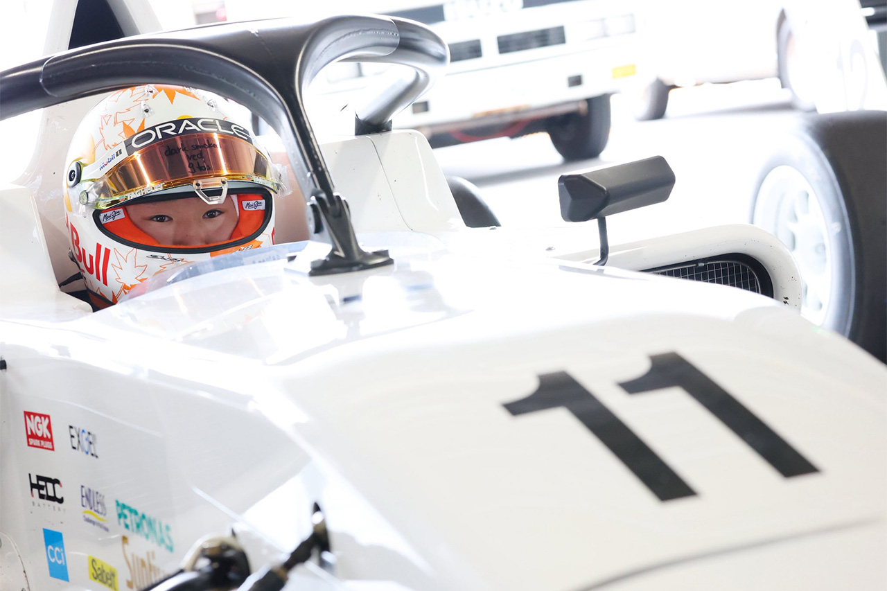 角田裕毅 F1