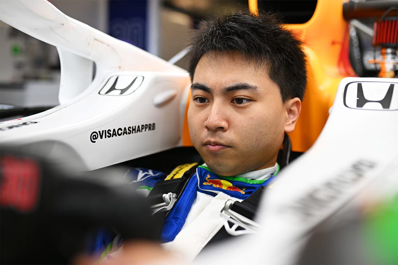 岩佐歩夢 ビザ・キャッシュアップ・RB・フォーミュラワン・チーム / アブダビグランプリ