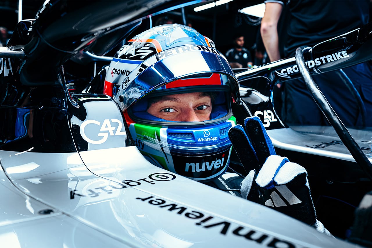 アンドレア・キミ・アントネッリ F1 メルセデスAMG・ペトロナス・モータースポーツ