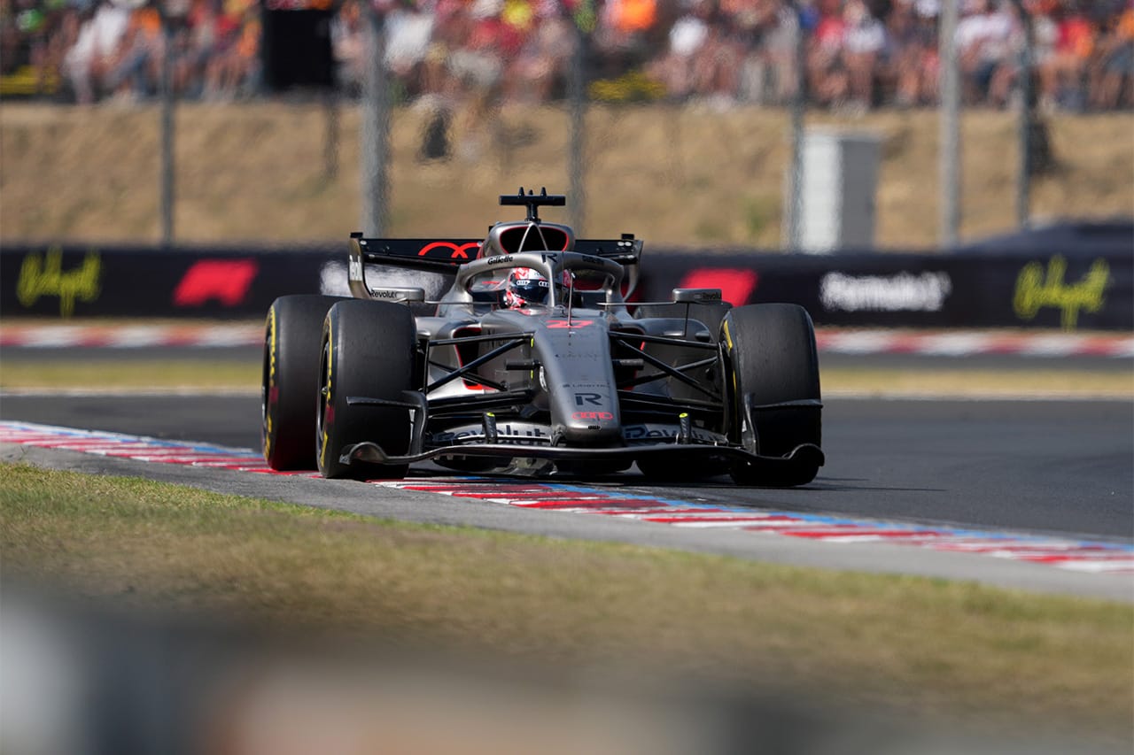 アウディ F1