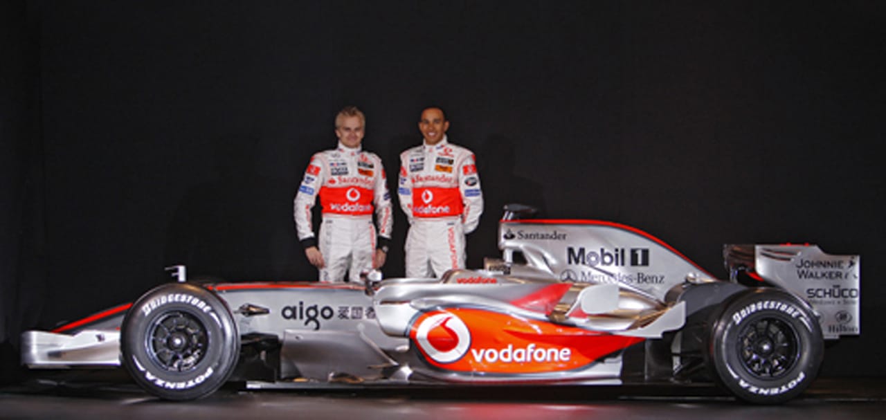 マクラーレン、MP4-23を発表