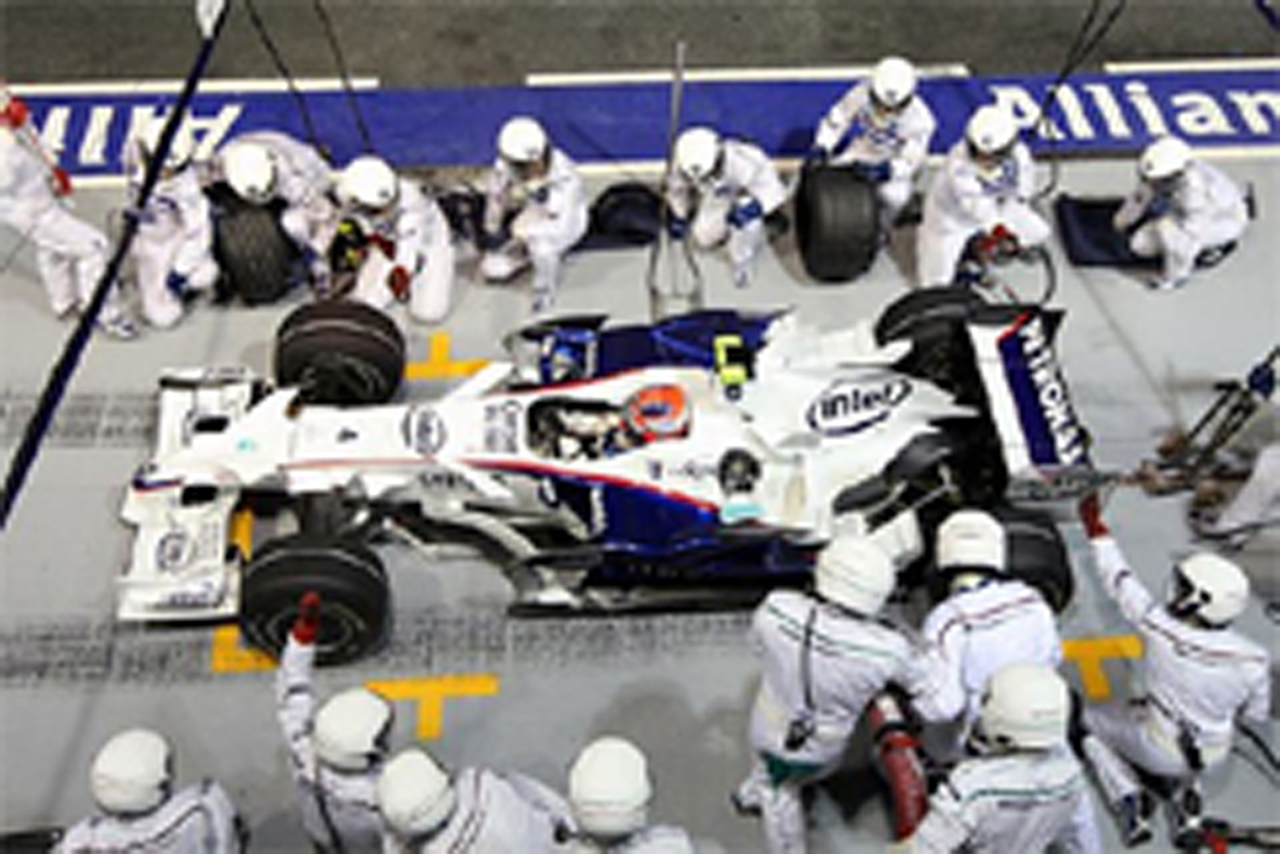 BMW：ハイドフェルドが6位入賞（シンガポールGP）