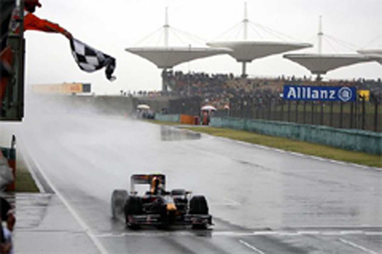 F1中国GP：ベッテルが優勝！レッドブルがワン・ツーで初勝利！