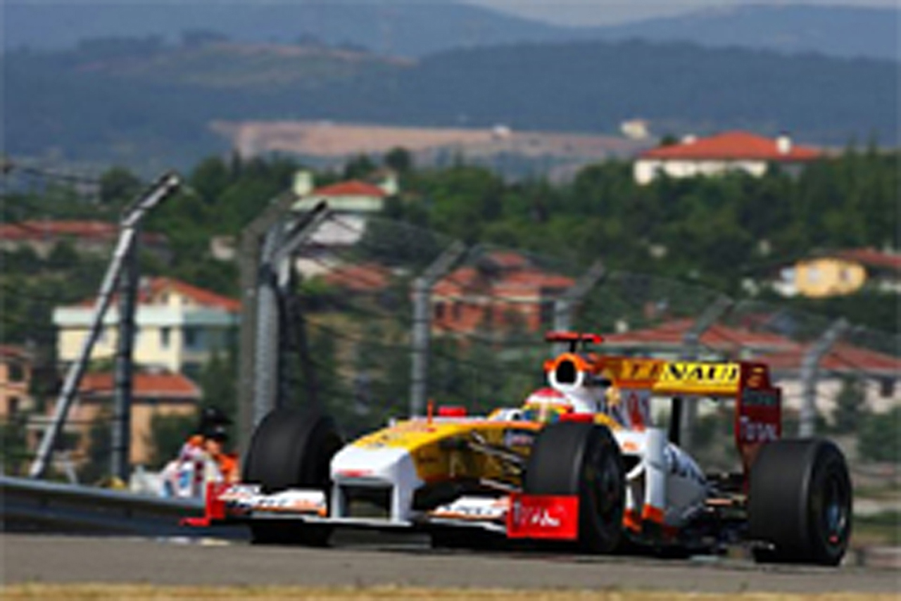 ルノー：F1トルコGP初日