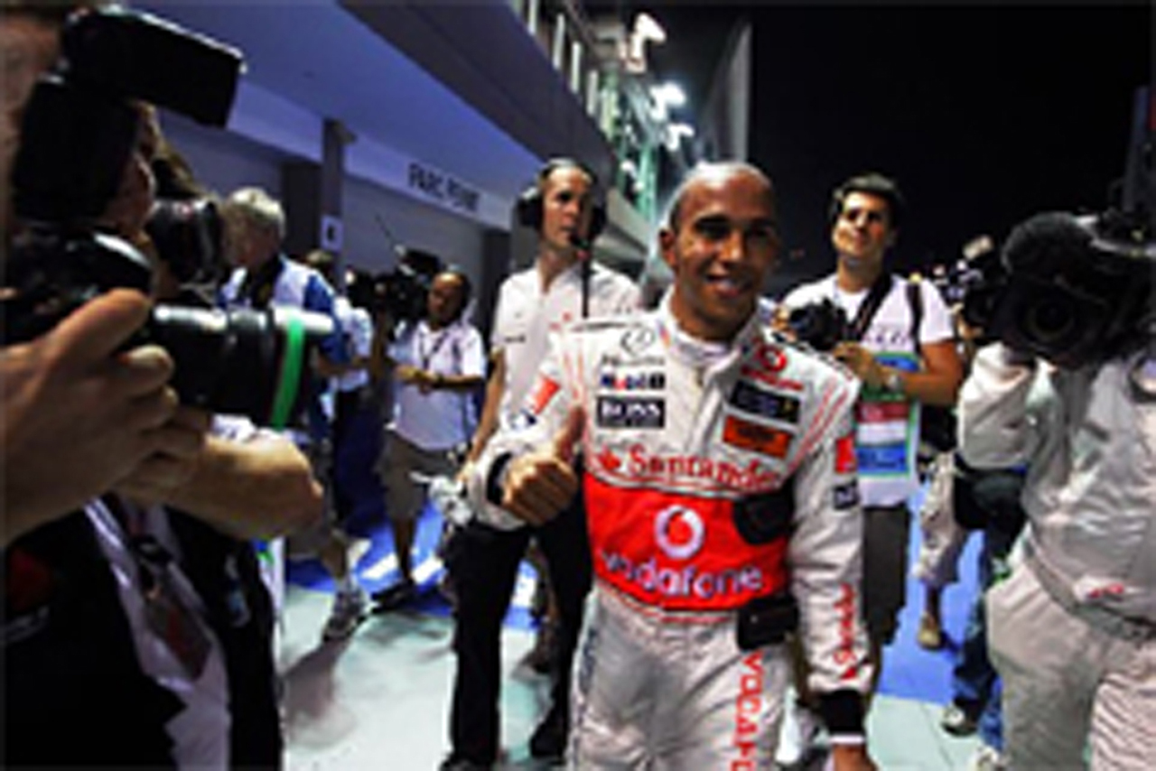 マクラーレン：ハミルトンが2戦連続のポール （F1シンガポールGP予選）