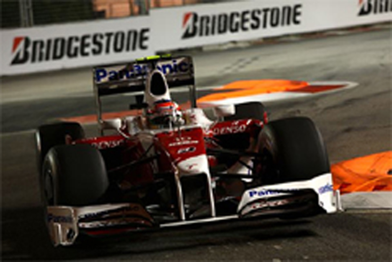 トヨタ：ティモ・グロックが7番手 （F1シンガポールGP予選）