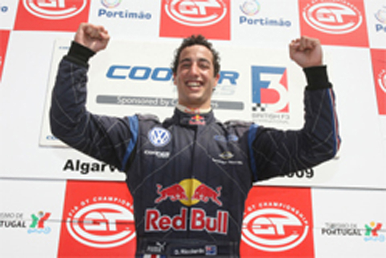 ダニエル・リカルド、レッドブルでのF1テストに興奮