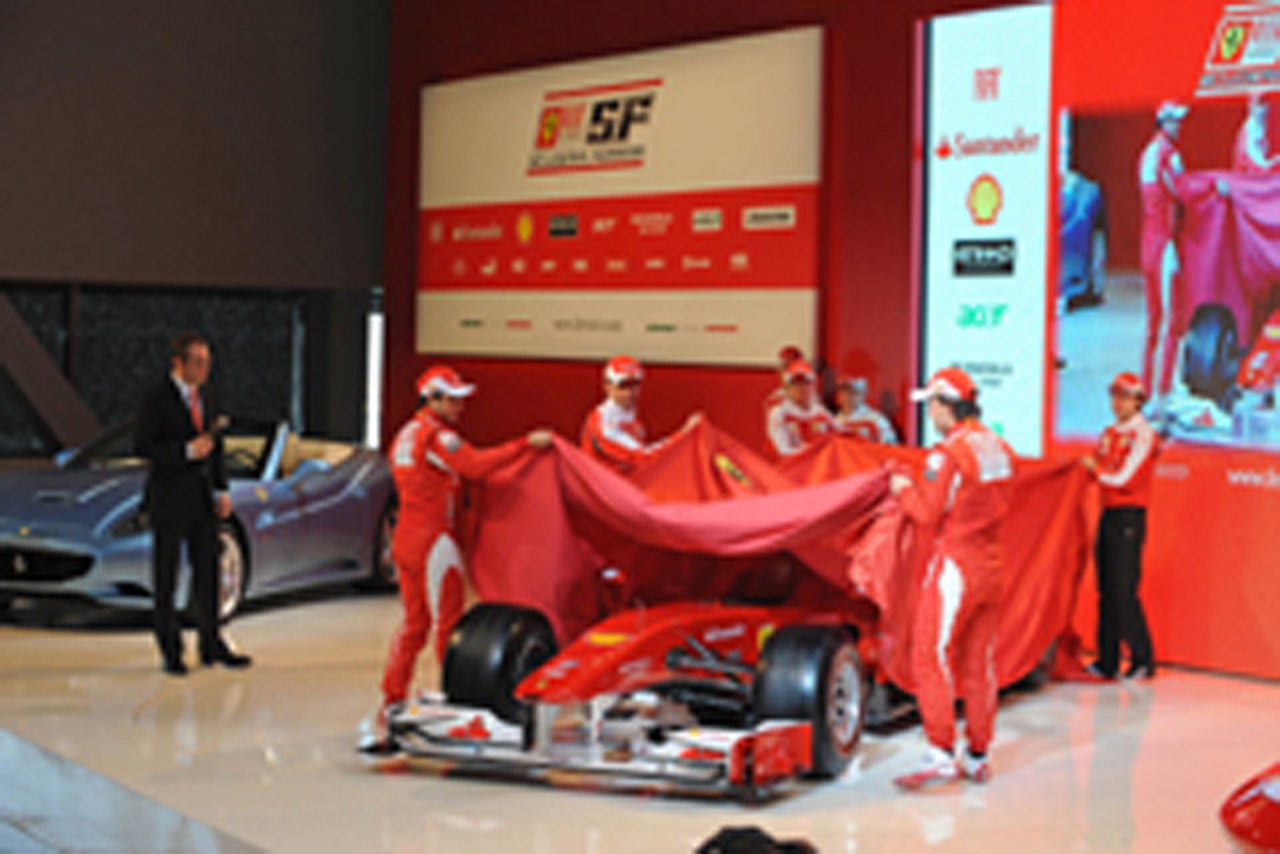 【動画】フェラーリ F10 新車発表会