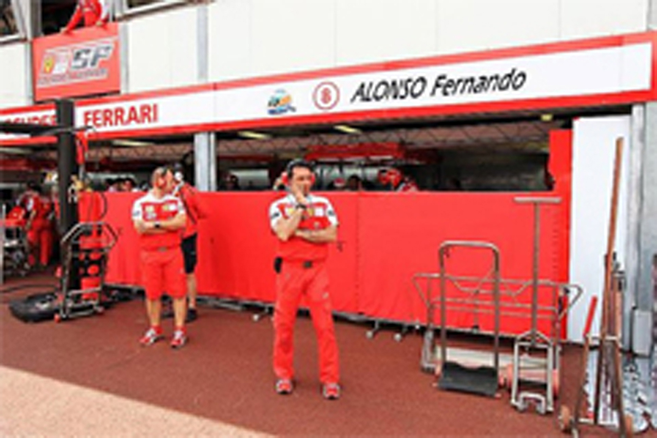 F1チーム、スペアカーの復活を議論