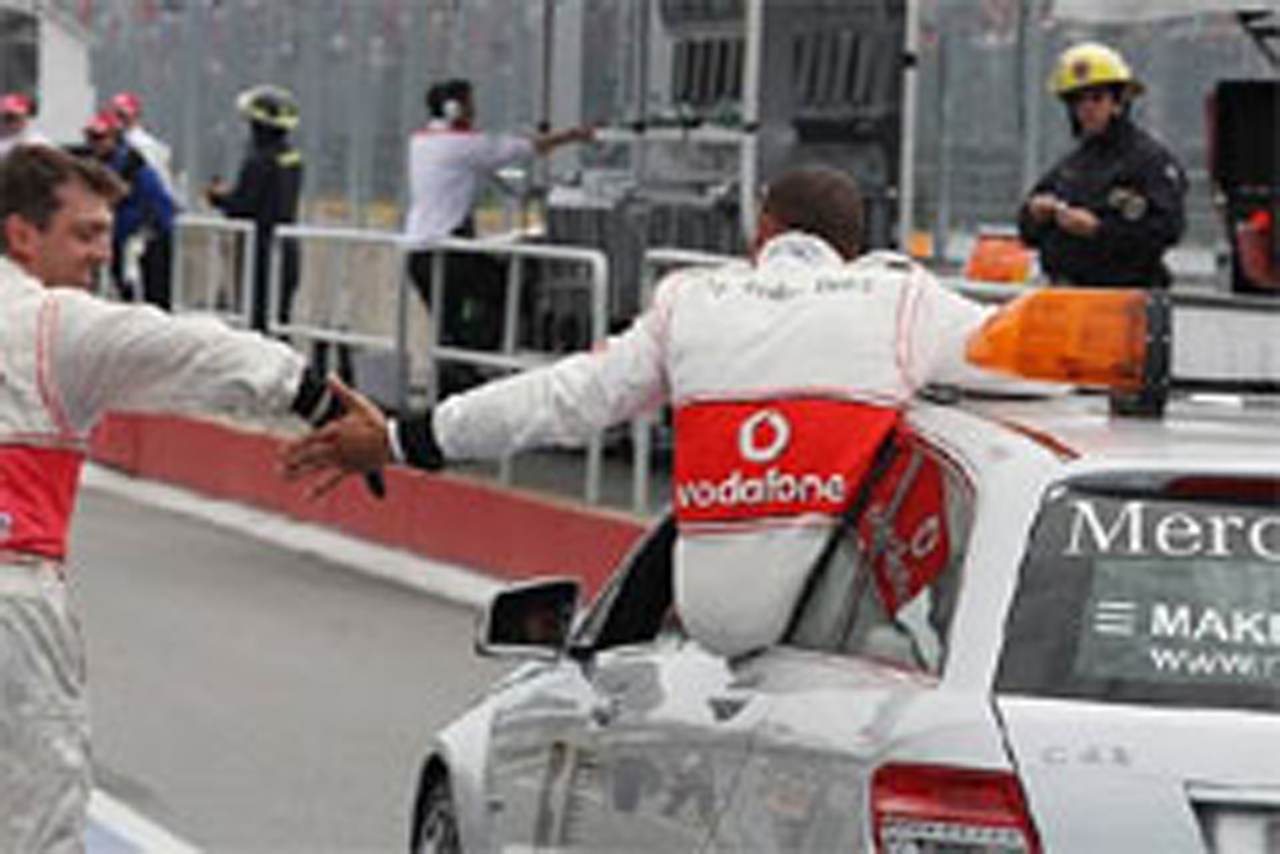 ルイス・ハミルトン、予選後に罰金と戒告 （F1カナダGP）
