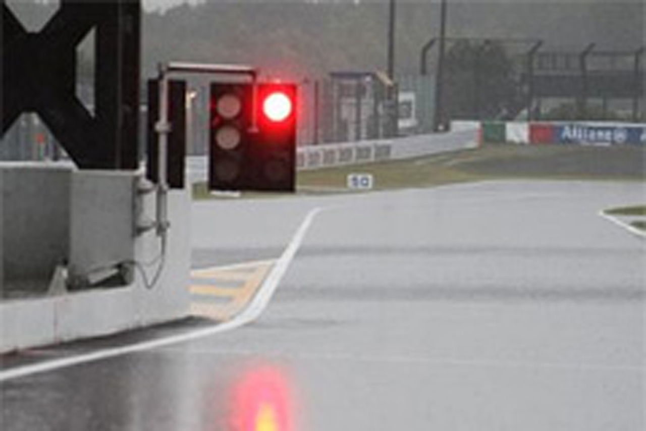 F1日本GP：日曜日スケジュール
