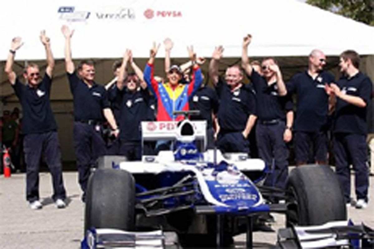 ウィリアムズ、FW33を2月1日に発表