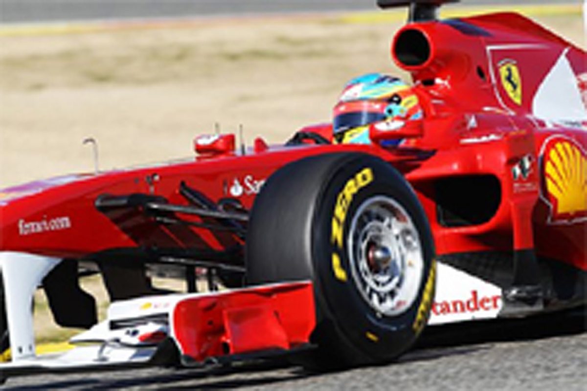 F1バレンシアテスト2日目：フェルナンド・アロンソがトップタイム