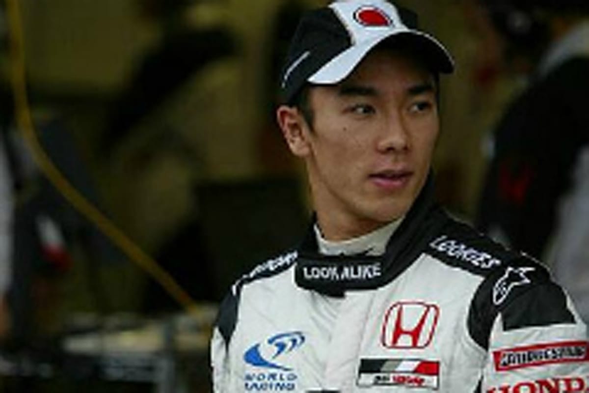 佐藤琢磨、BAR時代のレーシングスーツをオークションに寄贈