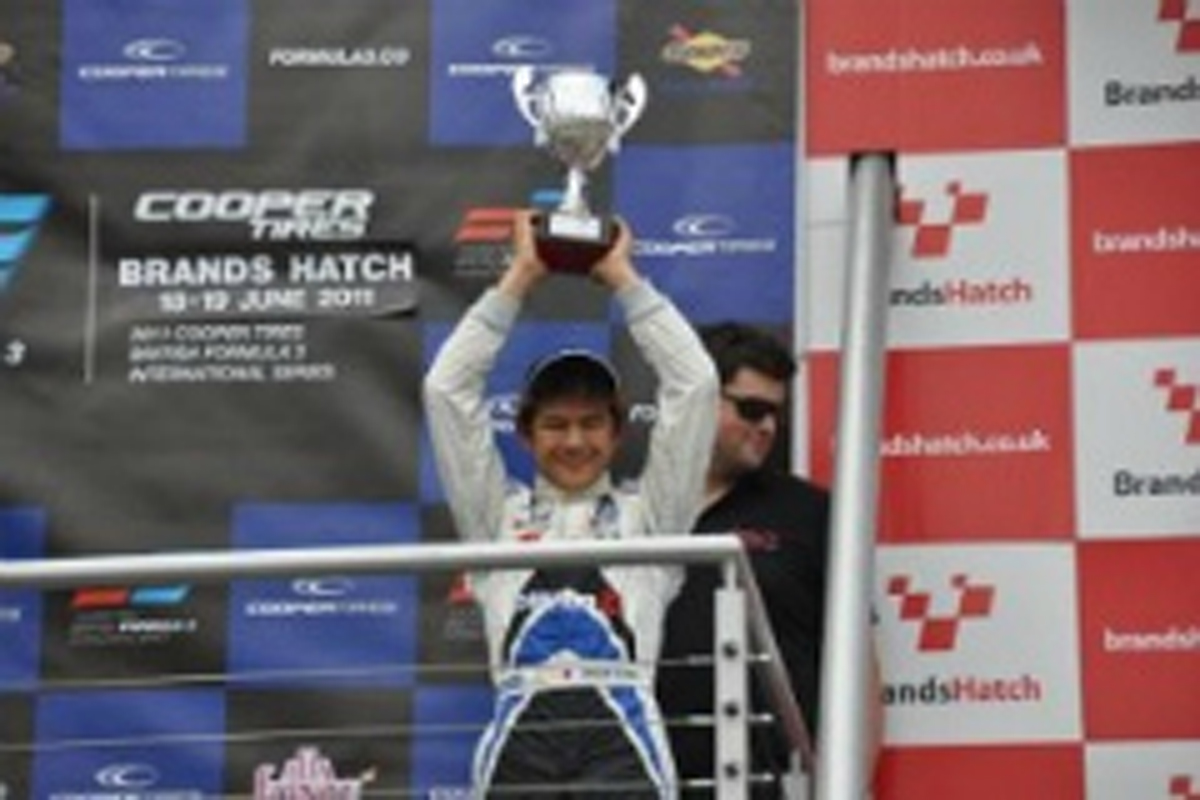 桜井孝太郎、イギリスF3でルーキークラス2連勝！