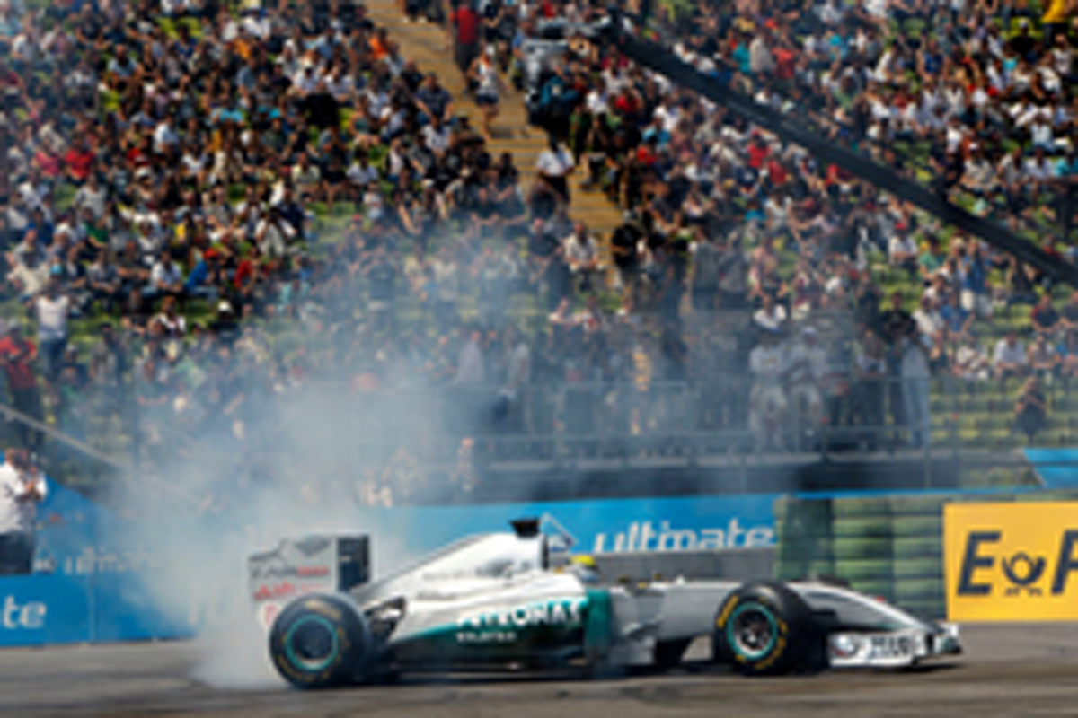 ニコ・ロズベルグ、ミュンヘンでF1デモ走行