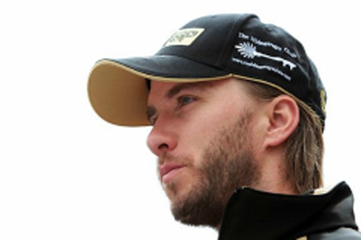ニック・ハイドフェルド、ロータス・ルノーGPのシート喪失か