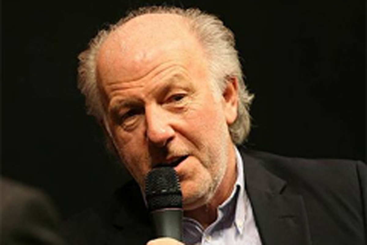 デビッド・リチャーズ、ロータス・ルノーGPの買収に興味