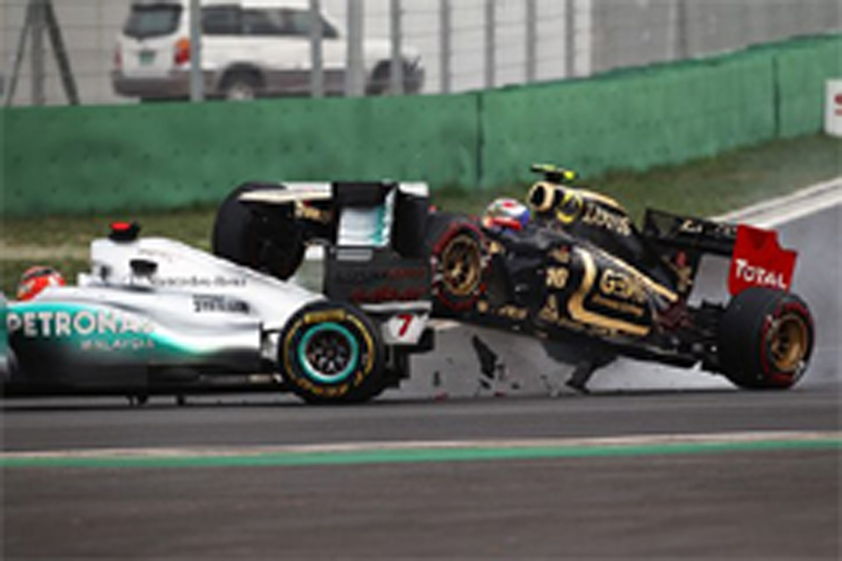 ヴィタリー・ペトロフ、F1インドGPで5グリッド降格処分