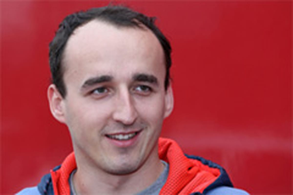 メルセデス 「ロバート・クビサはF1カーをテストできる状態にはない」