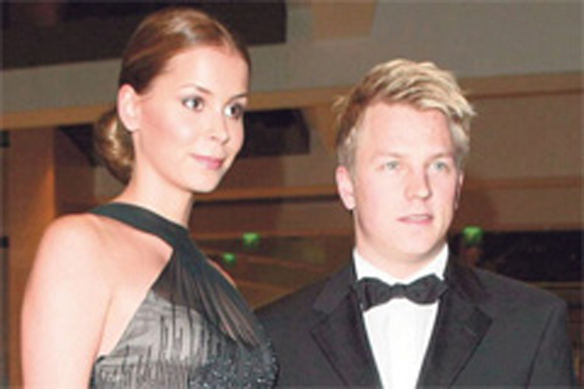 キミ・ライコネンが離婚、慰謝料は高額？