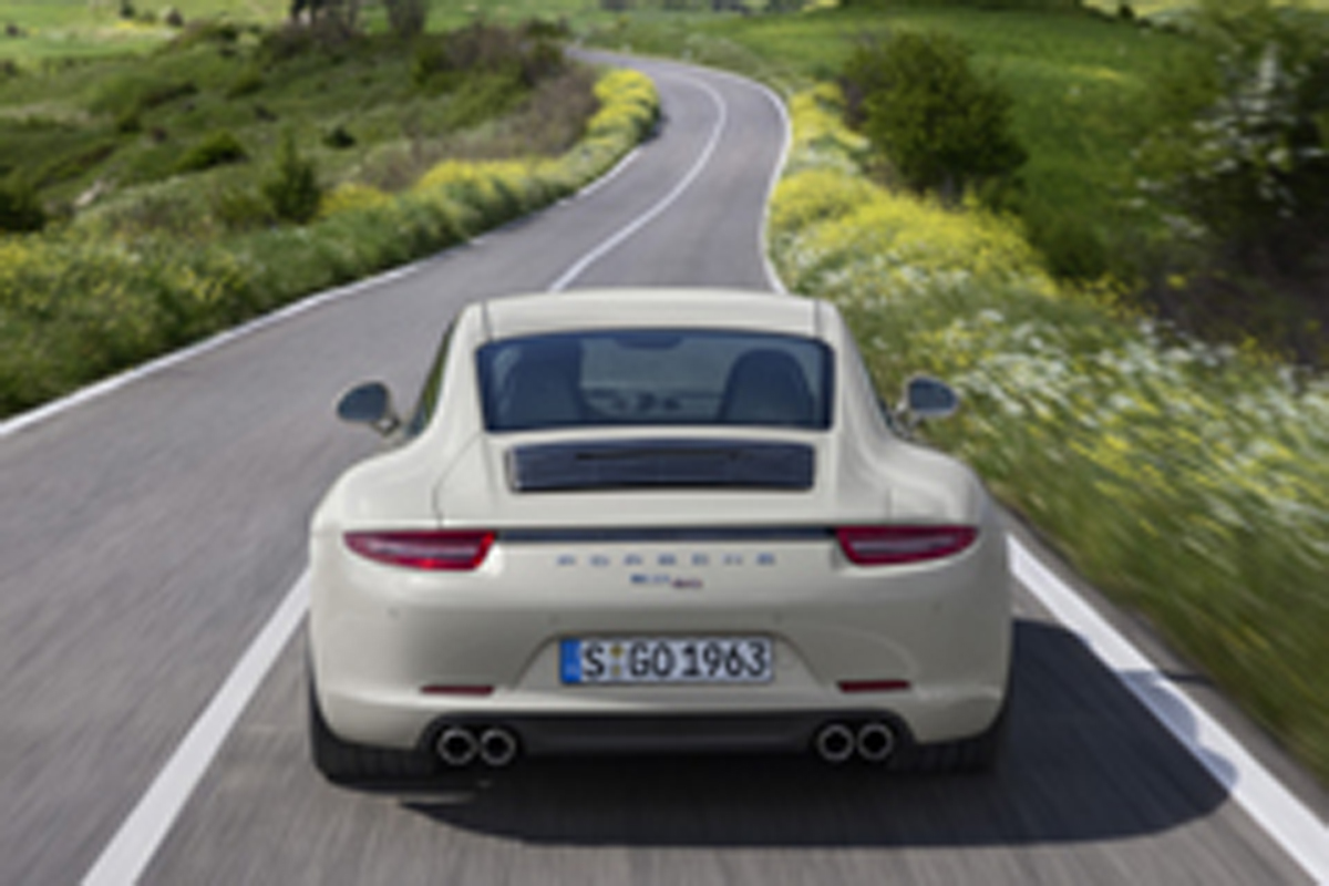 ポルシェ 911 50周年 「911 50th アニバーサリーエディション」を発表