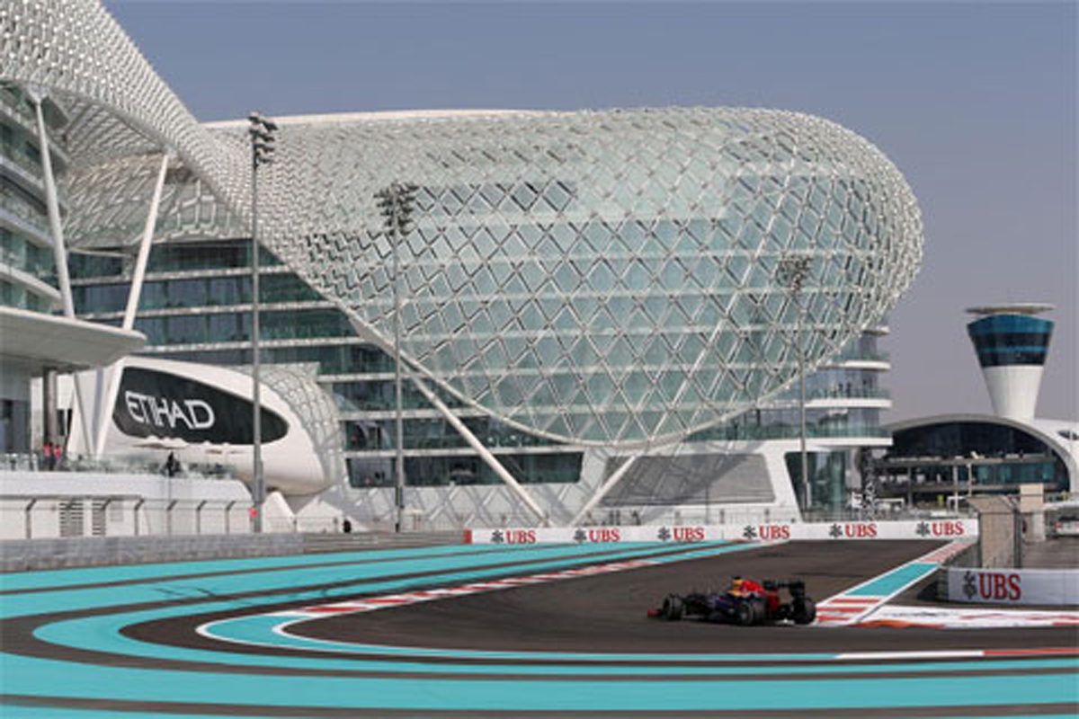 F1アブダビGP フリー走行3回目：セバスチャン・ベッテルがトップタイム