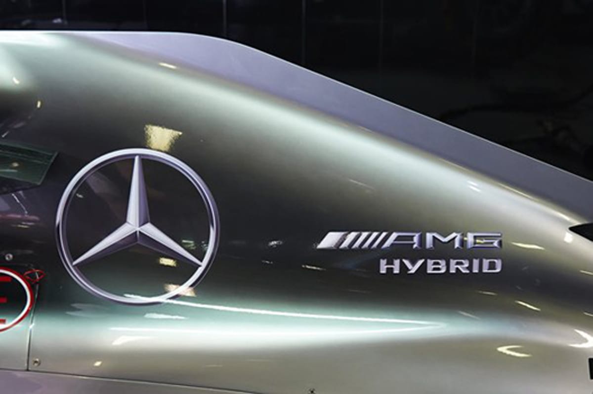 メルセデス、2014年F1マシンを『F1 W05ハイブリッド』に改名