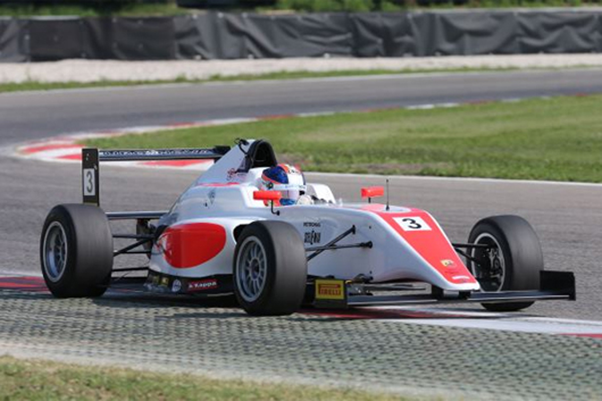 笹原右京、急遽参戦したF4のレース2で優勝