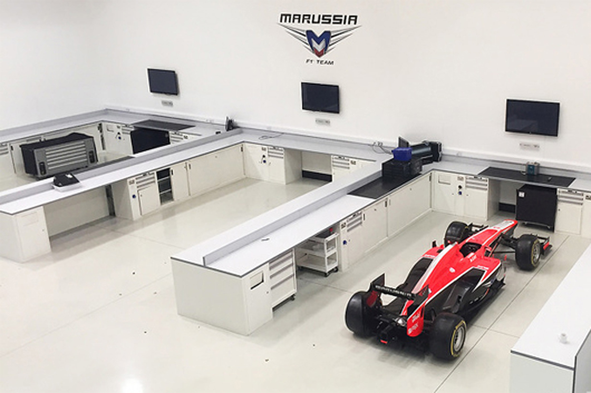マルシャ、2015年F1マシンなどをオークション出品