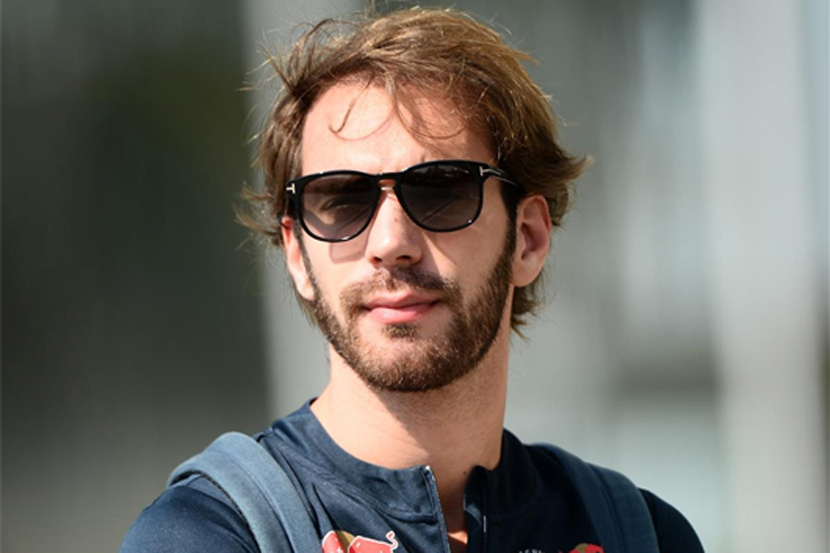 ジャン・エリック・ベルニュ、インディカー参戦に興味