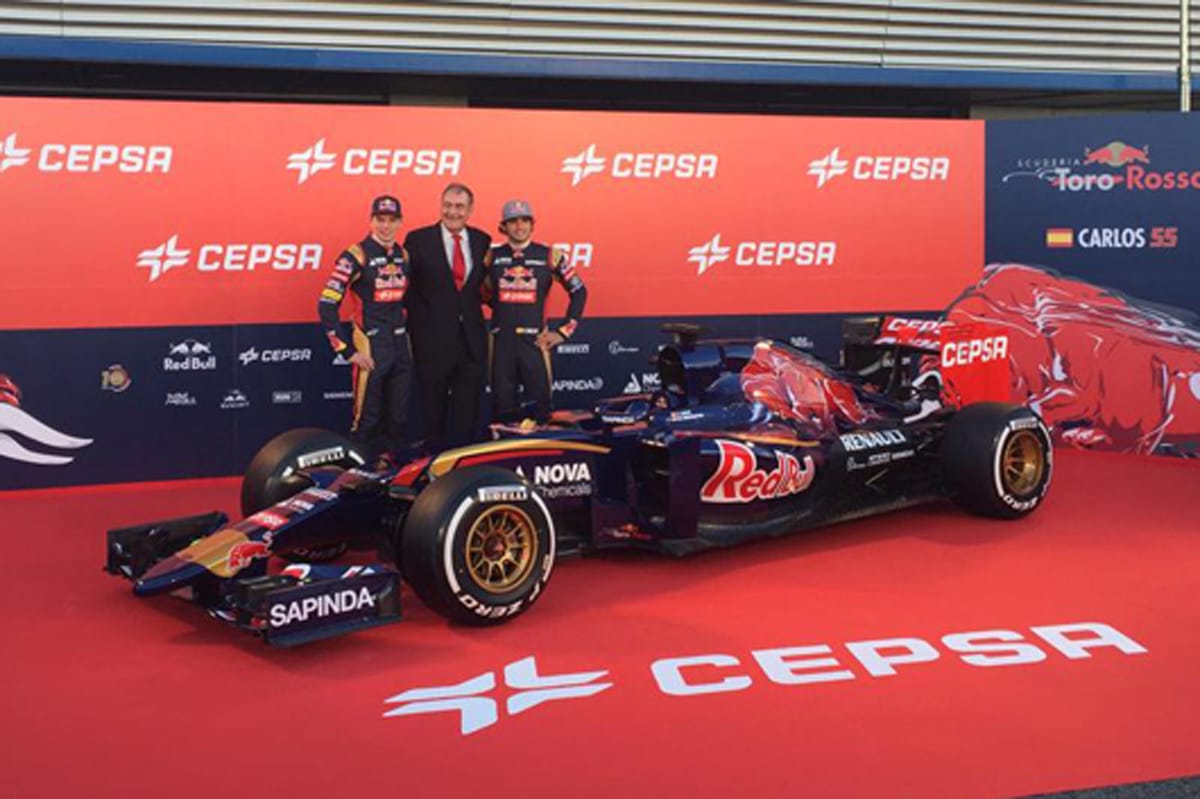 トロ・ロッソ、STR10を発表 / 2015年F1マシン