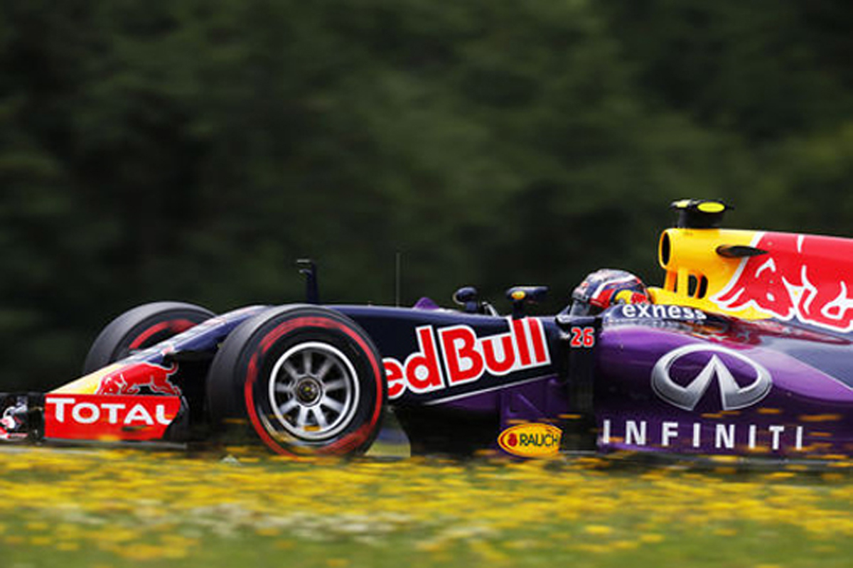 レッドブル：トロ・ロッソの後塵を拝す / F1オーストリアGP 予選