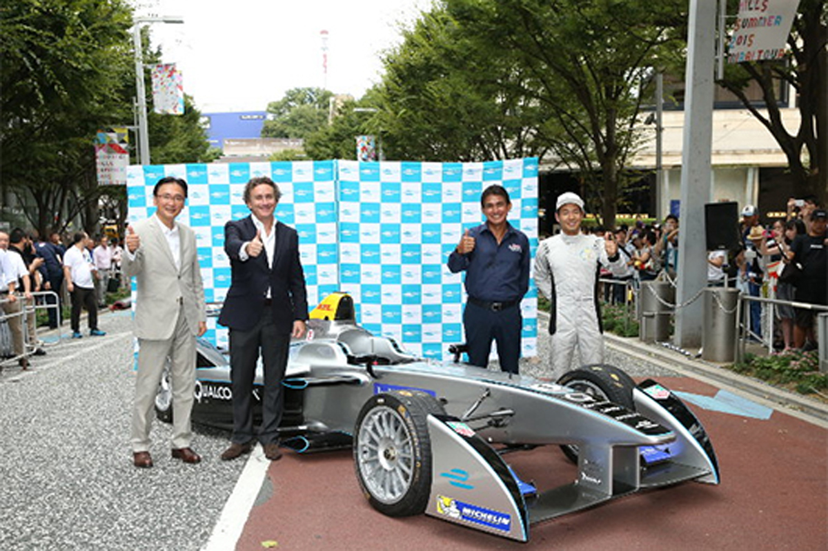 【動画】 フォーミュラEが六本木でデモ走行