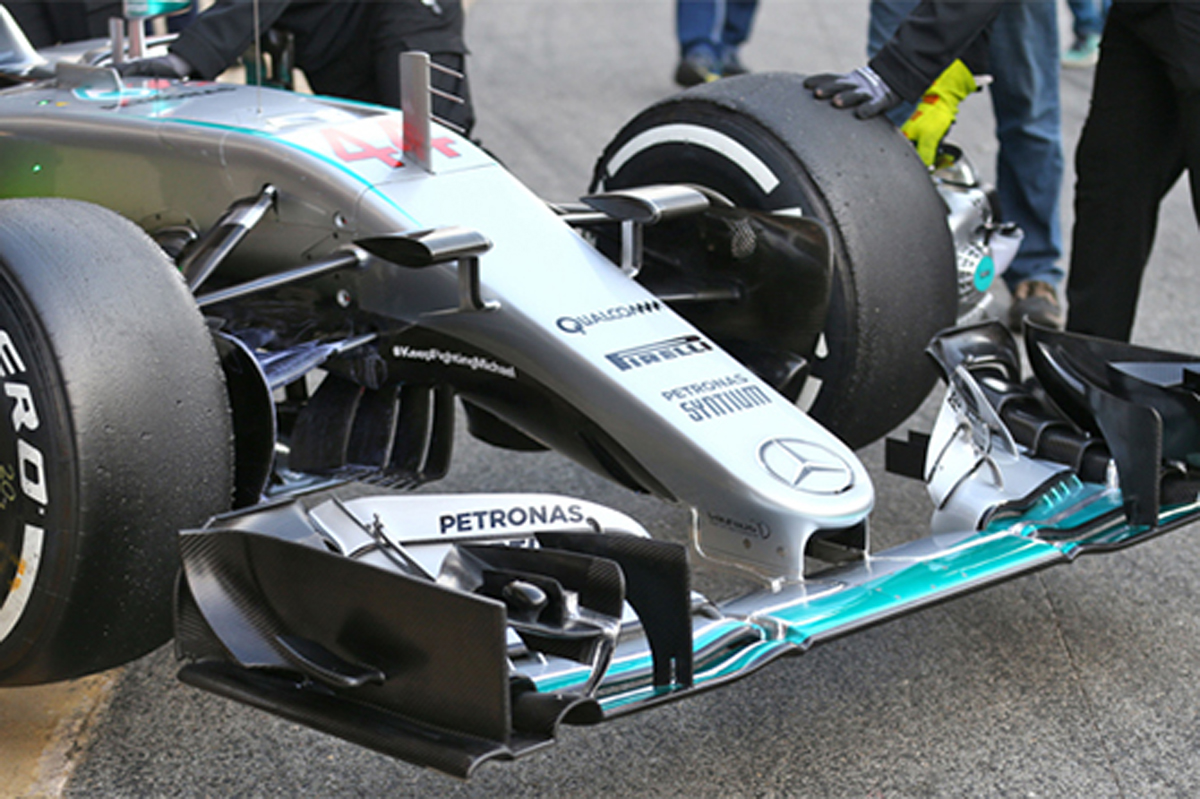 メルセデス、W07に“革新的”な新型ノーズを投入