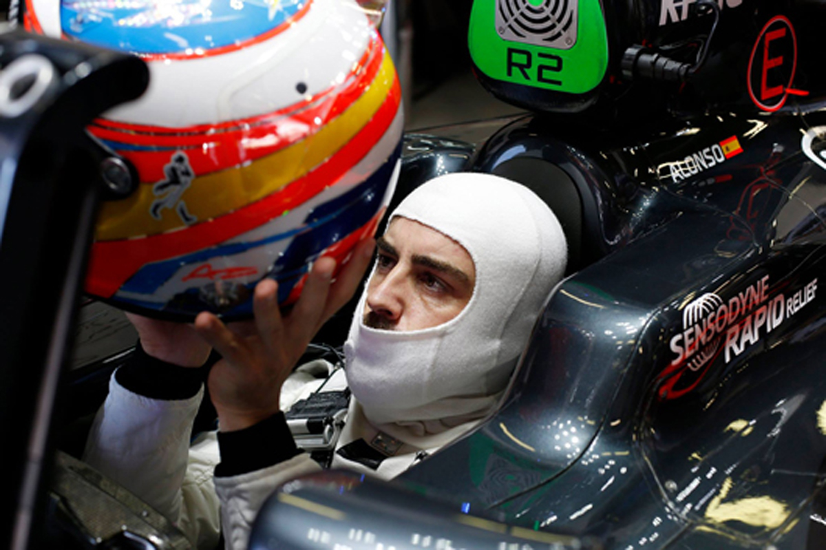 フェルナンド・アロンソ 「マクラーレンのシャシーはフェラーリより上」