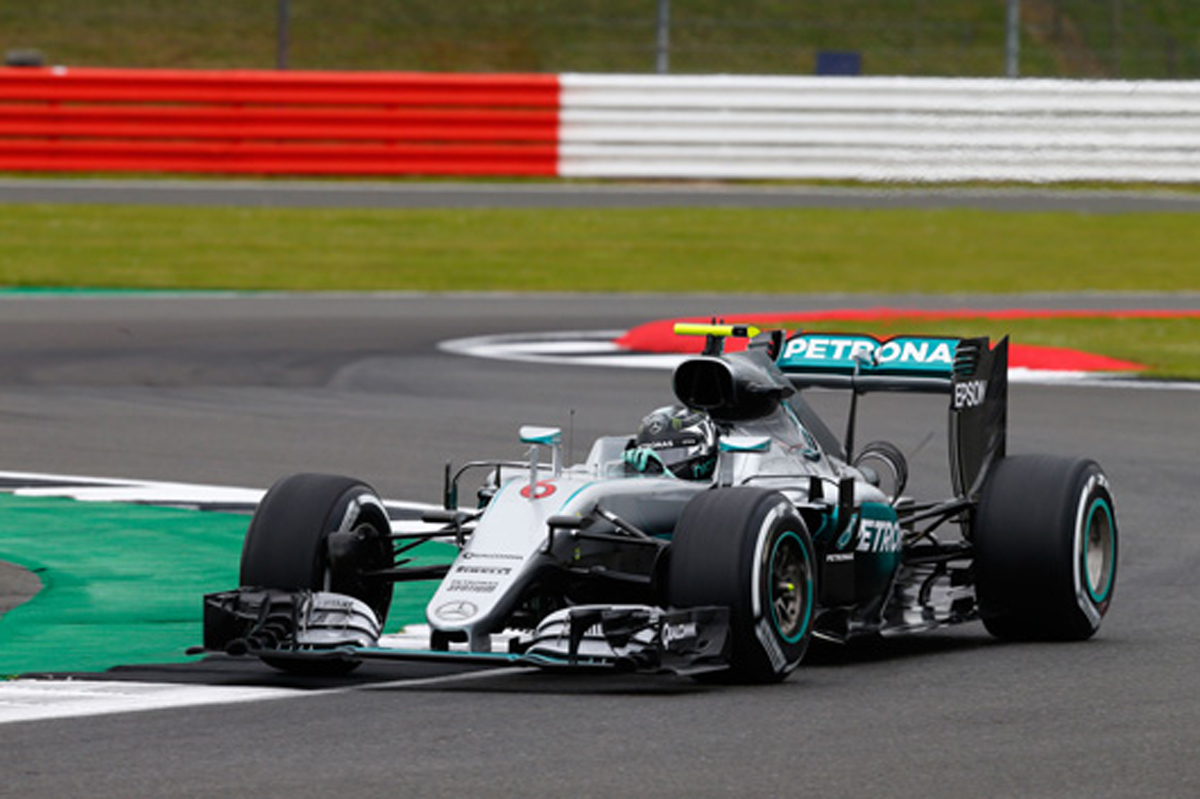 メルセデス：F1イギリスGP 初日レポート