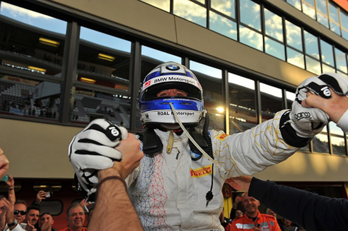 アレックス・ザナルディ、レース復帰戦で優勝