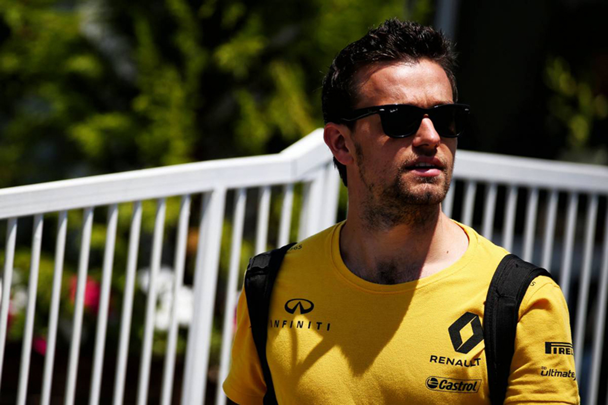 ジョリオン・パーマー、ルノーのF1シート喪失の噂も「心配はしてない」