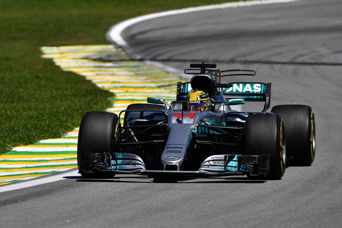 ルイス・ハミルトン、片山右京の25年前のF1ブラジルGPでの記録に並ぶ