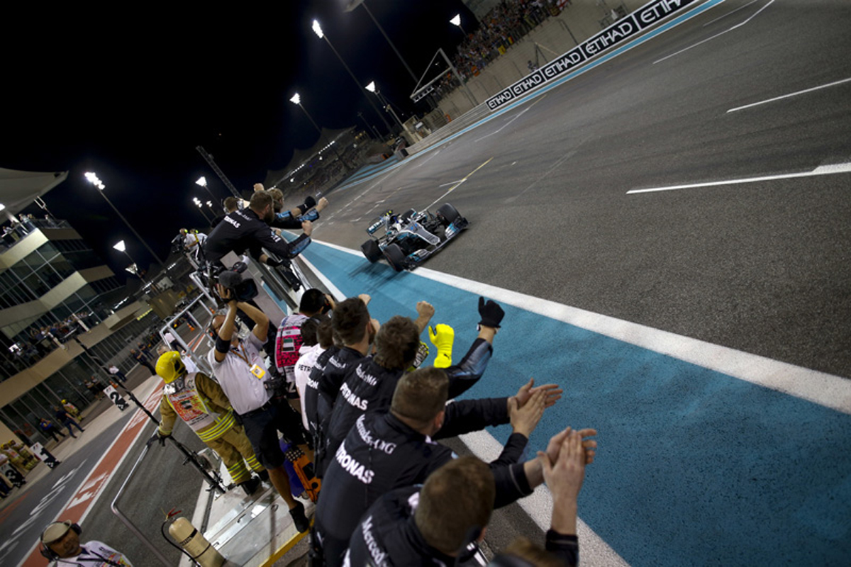 ピレリ：F1アブダビグランプリ 決勝 タイヤ戦略解説