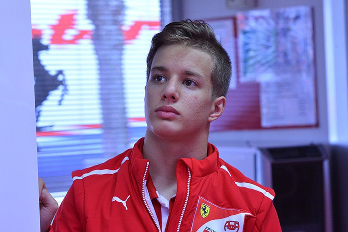 フェラーリ、15歳のジャンルカ・ペテコフと育成ドライバー契約
