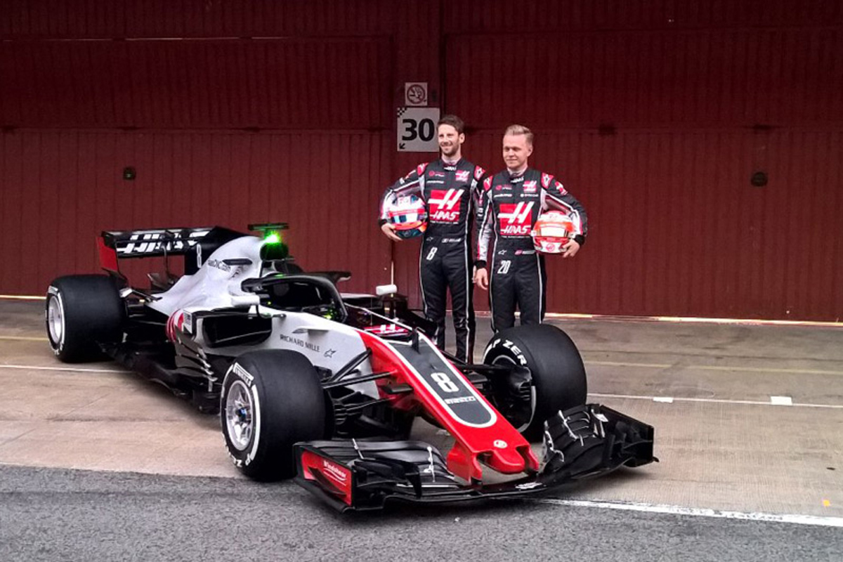 ハースF1チーム、2018年F1マシン『VF-18』の新車発表会を実施