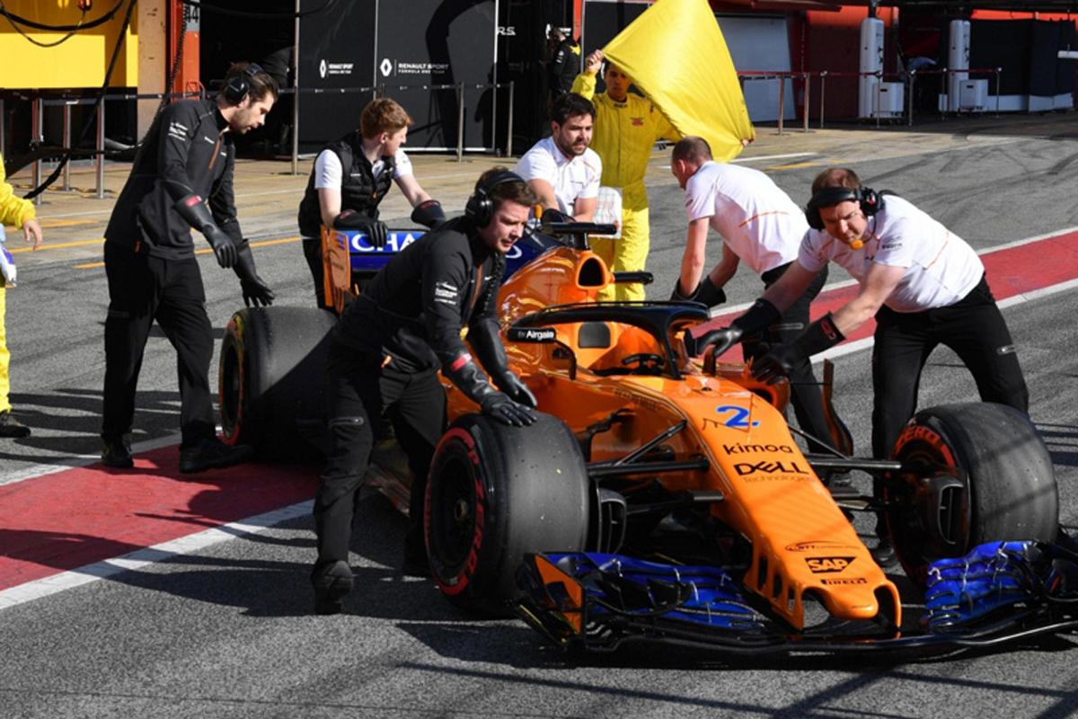 ルノーF1、マクラーレンとレッドブルのバッテリー問題を説明