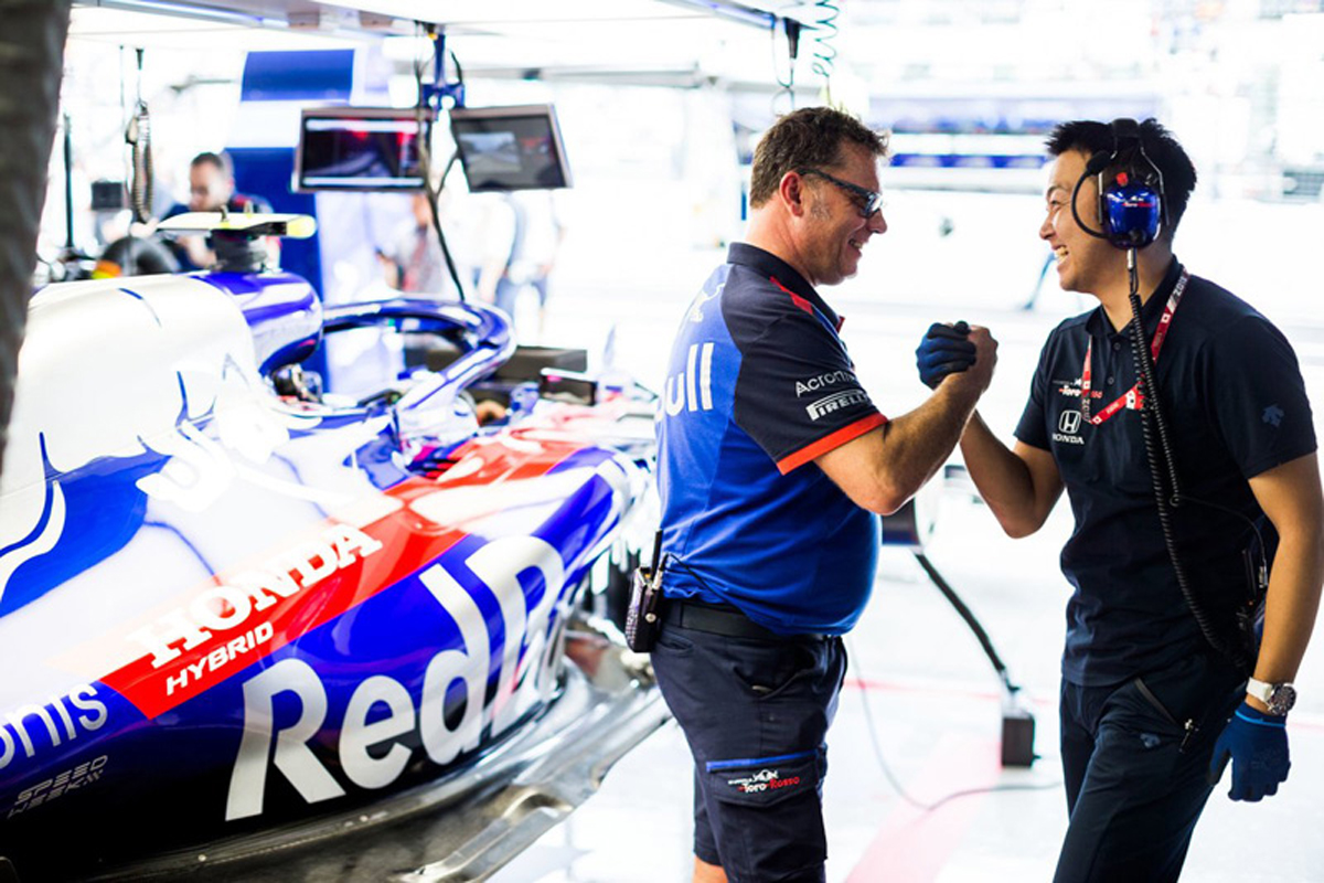 トロロッソ・ホンダ、2019年F1マシン『STR14』がクラッシュテストに合格