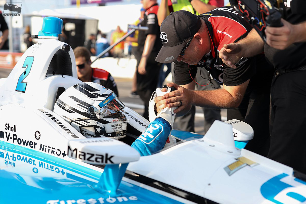 インディカー | 第15戦 予選：J.ニューガーデンがPP獲得 佐藤琢磨5番手